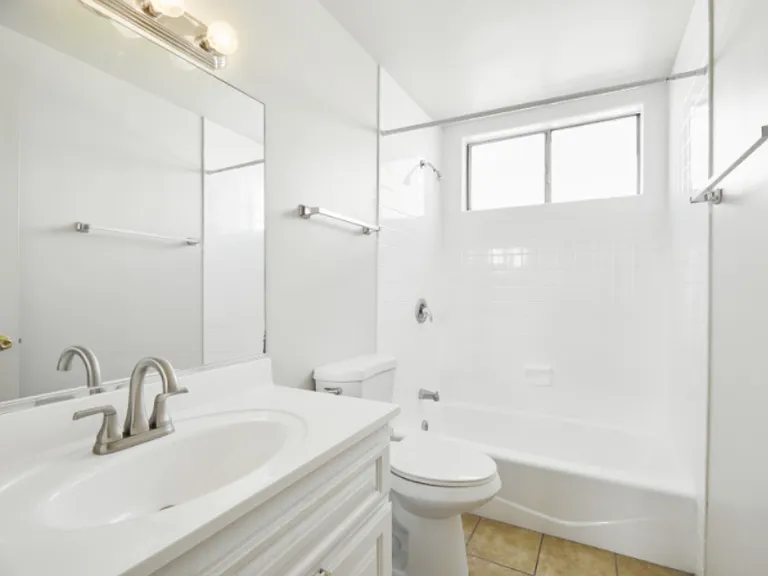 2643 Centinela Avenue — Photo 31
