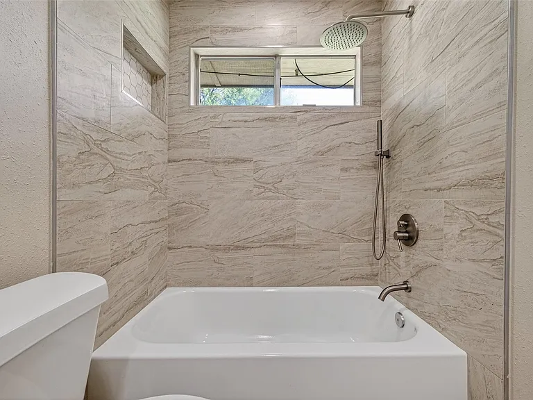 16514 Camino Del Sol Dr — Photo 34