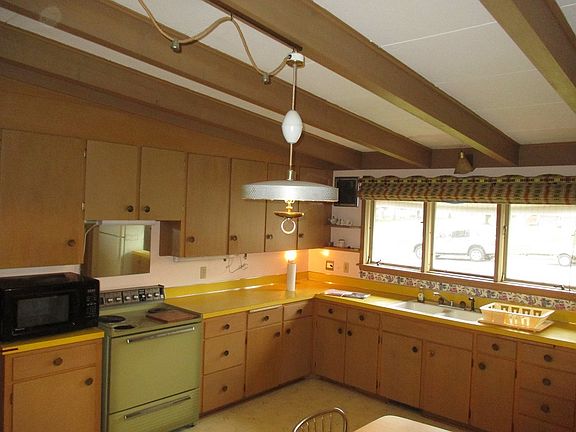 2nd image of 244 Leavens Ave