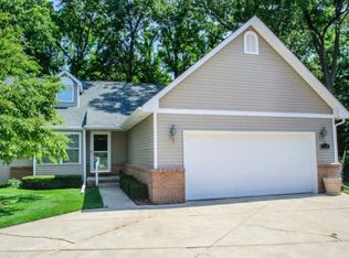 319 Woodview Pl, Manchester, MI 48158