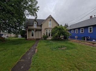 227 N 2nd Ave, Stayton, OR 97383