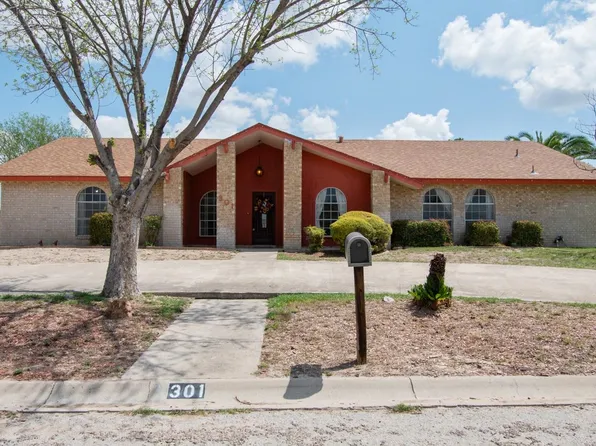 301 Meandering Way, Del Rio, TX 78840