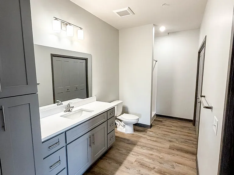 Stevens Creek Villas South — Photo 10