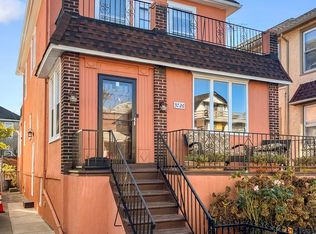 3726 Laurel Ave #2F, Brooklyn, NY