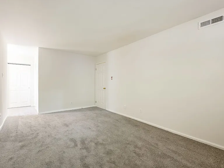 19 Pickering Ct #1 — Photo 20