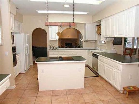 5th image of 14104 Country Estate Dr