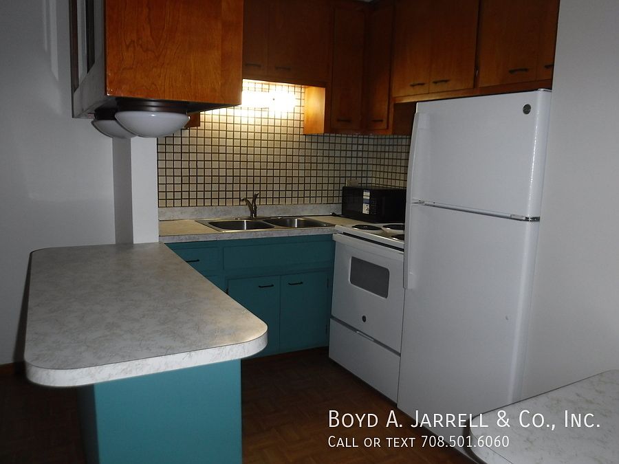 1st image of 431 Dixie Hwy APT B19-006-b19