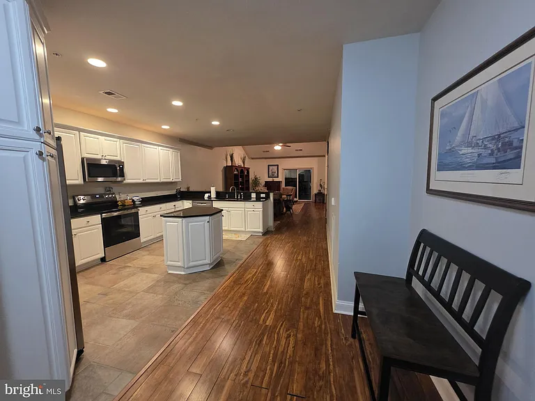 301 Muir St #506 — Photo 8