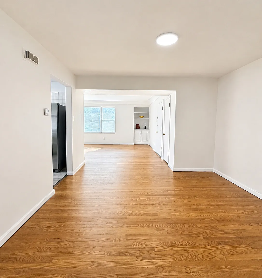2 bed, 1200 sqft, $1,295 — Photo 2