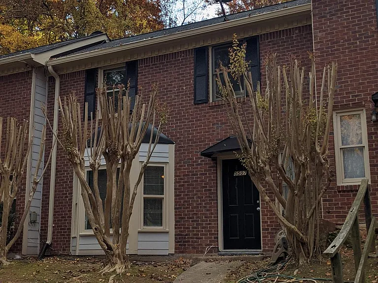 5507 Estates Ct — Photo 1