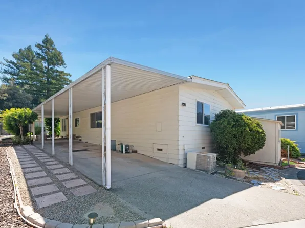 260 Circulo Tierra, Rohnert Park, CA 94928