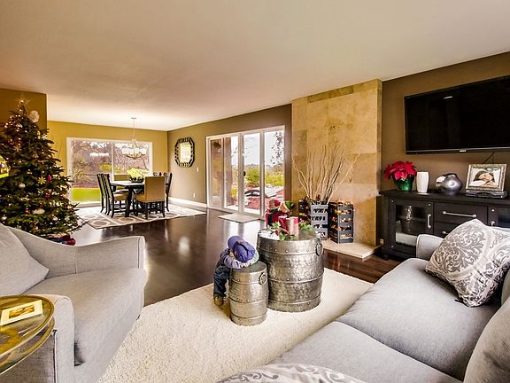 3rd image of 4356 Edgewood Ct