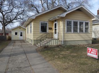 115 5th St, Brookings, SD 57006