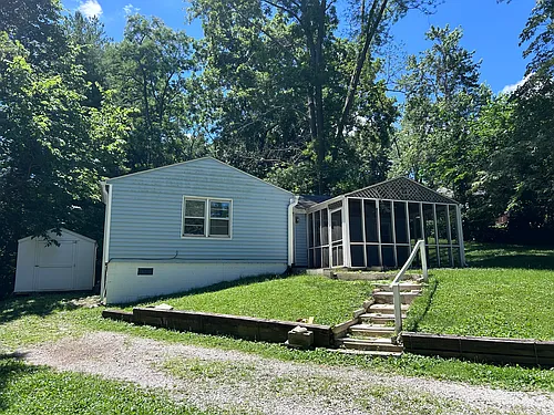 8785 Hillside Pkwy Photo 1