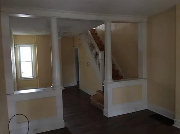 37 Garfield Ave, Trenton, NJ 08609