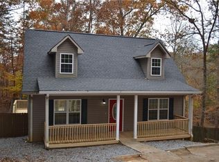 3307 Cove Overlook Rd, Gainesville, GA 30501