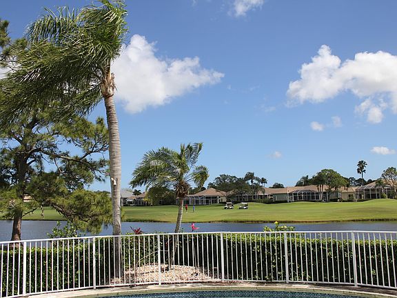 Home For Sale In Monarch Country Club