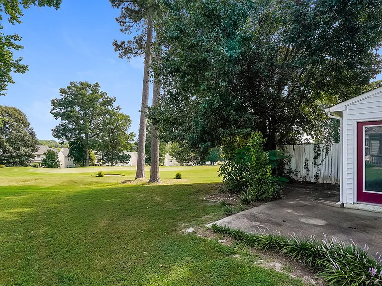 2232 Castle Pines Dr — Photo 17