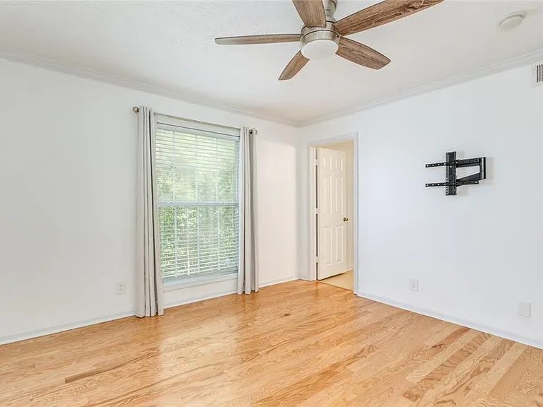 3005 Seven Pines Ln #201 — Photo 24