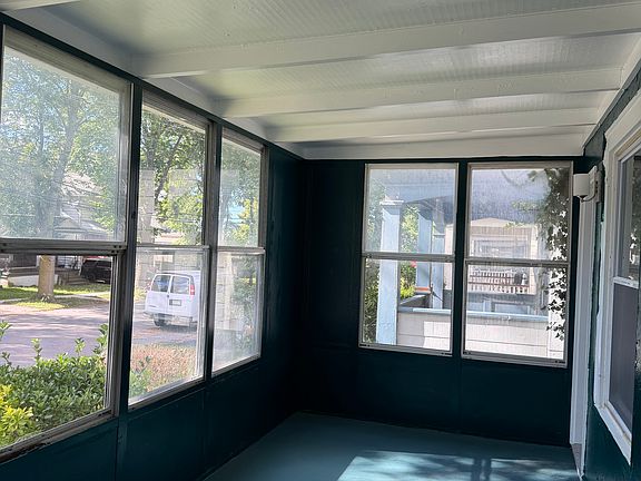 2nd image of 465 East St