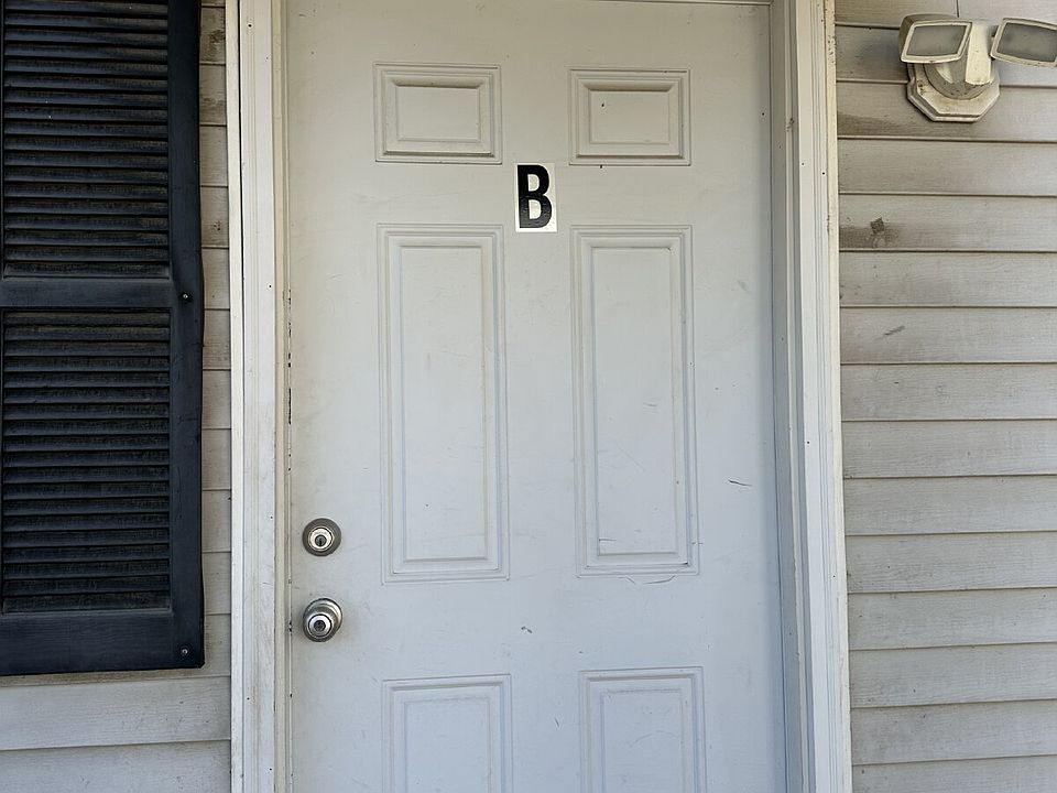 1st image of 1700 Erin Ct APT B