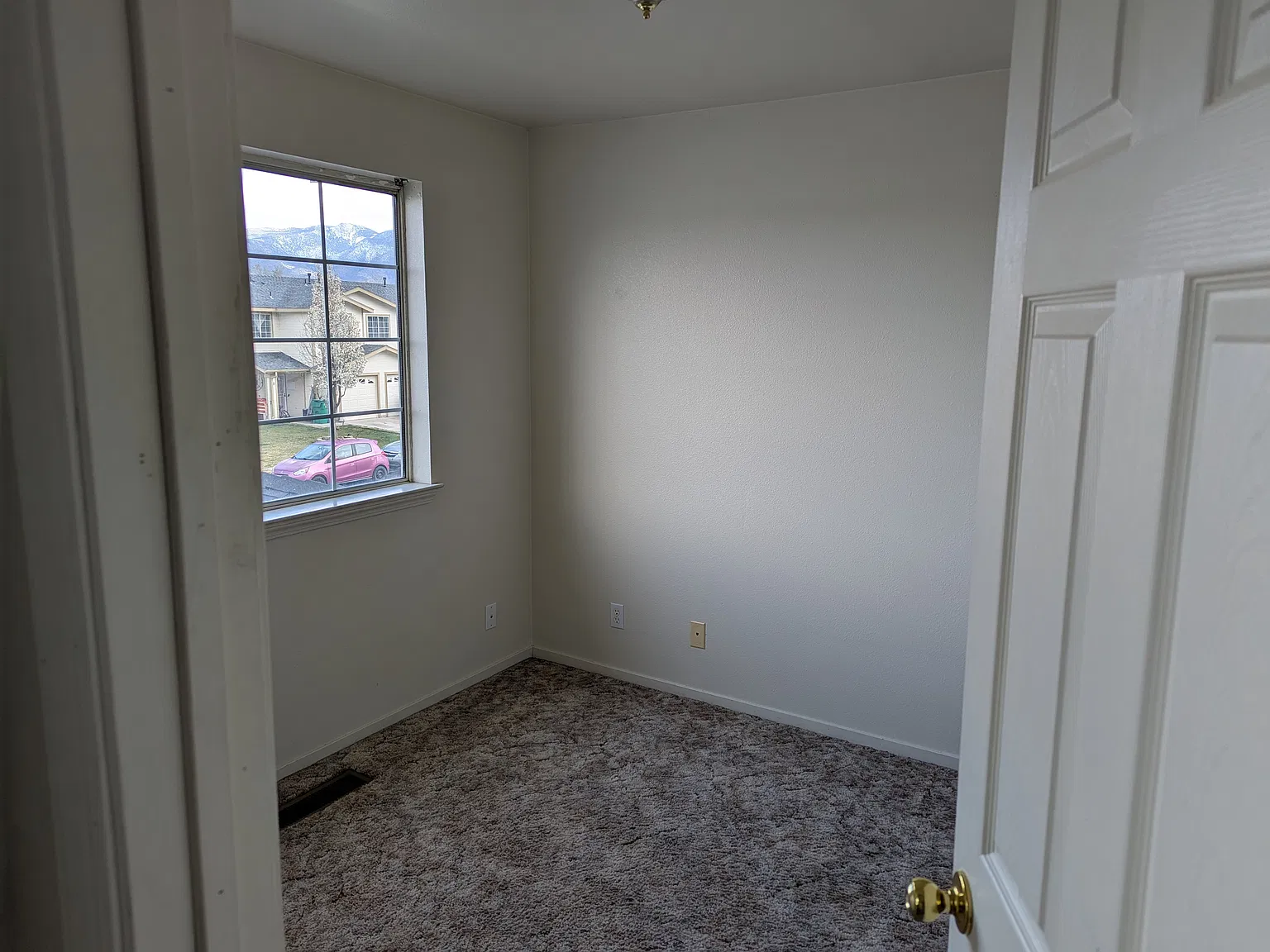 2 bed, 2.5 bath, 1200 sqft, $1,550 — Photo 4