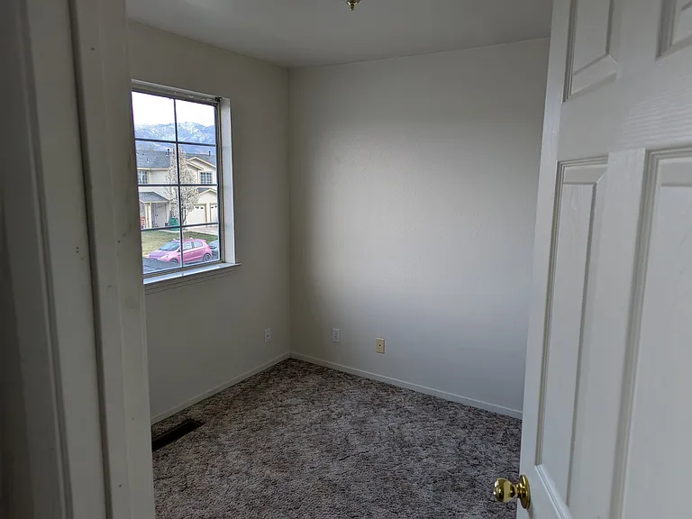 412 & 414 Valley Cir — Photo 4