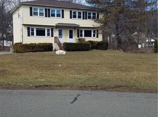 41 Margaret Keahon Dr, Pearl River, NY 10965