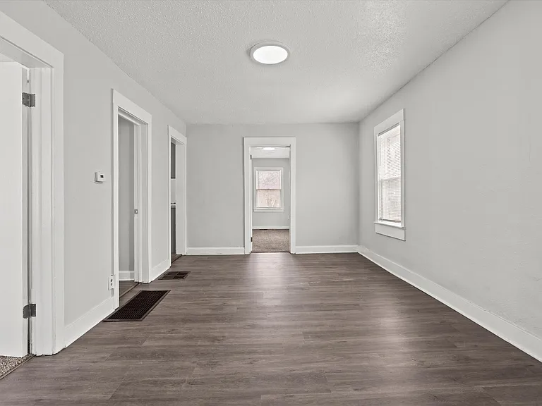 6915 Agnes Ave #1 — Photo 3
