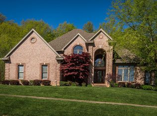 8804 Grand Ridge Ct, Louisville, KY 40214