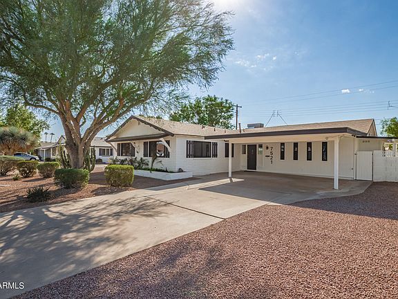 3rd image of 7521 E EDGEMONT Avenue