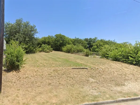 3006 N Crump St, Fort Worth, TX 76106