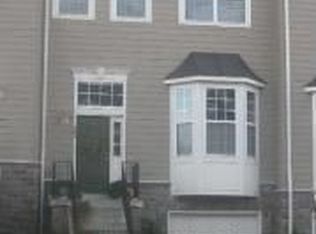 887 Buttonwood Ter NE, Leesburg, VA 20176