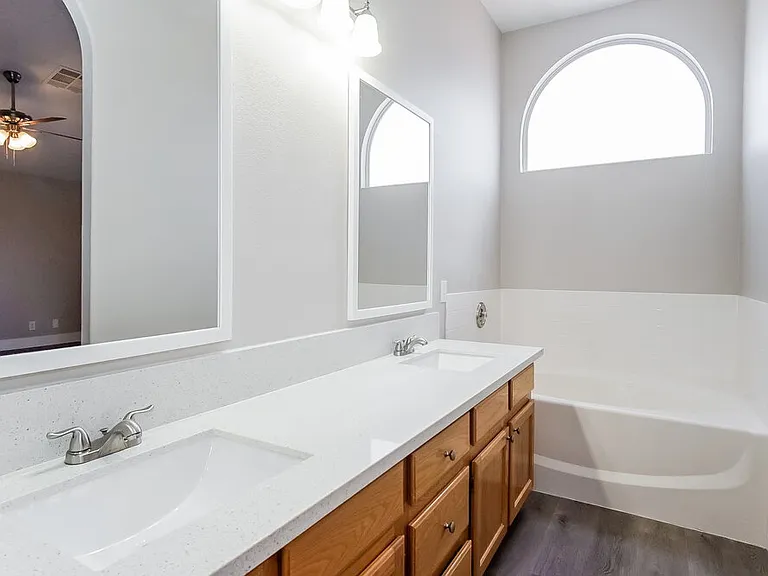 9412 Morehouse Pl — Photo 12