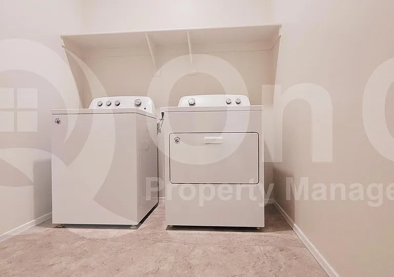 1645 N Westfall Trl — Photo 12