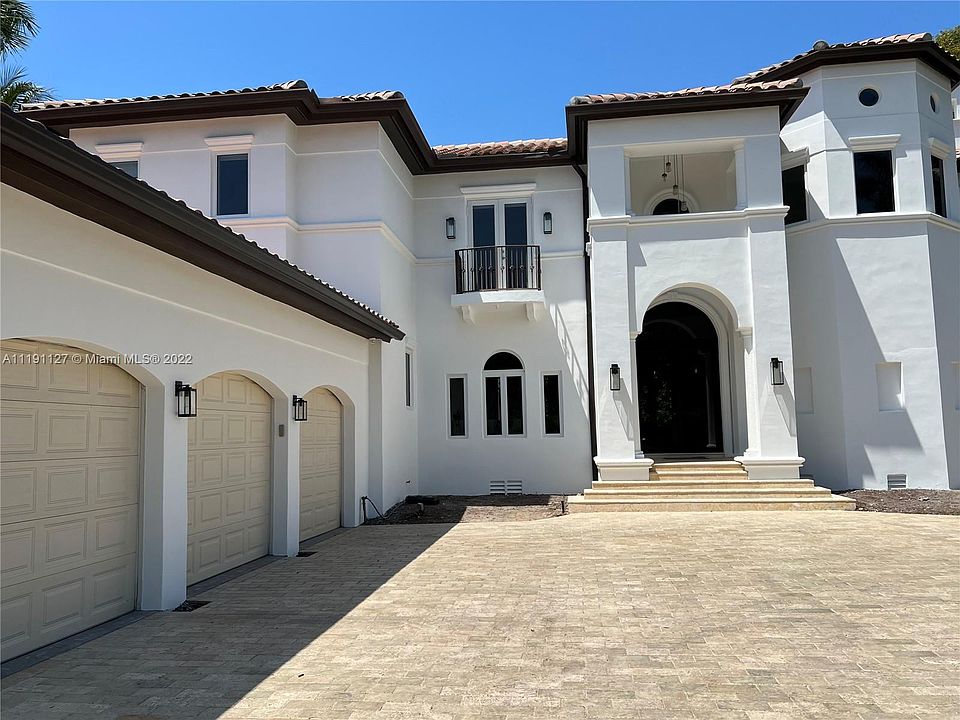 1st image of 7100 Mira Flores Ave