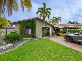 15795 SW 50th Ter, Miami, FL 33185