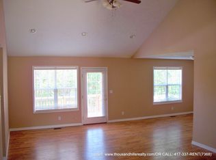 805 Iowa Colony Rd, Hollister, MO 65672