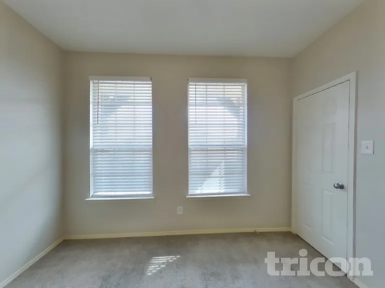 2809 Thistlewood Dr — Photo 11