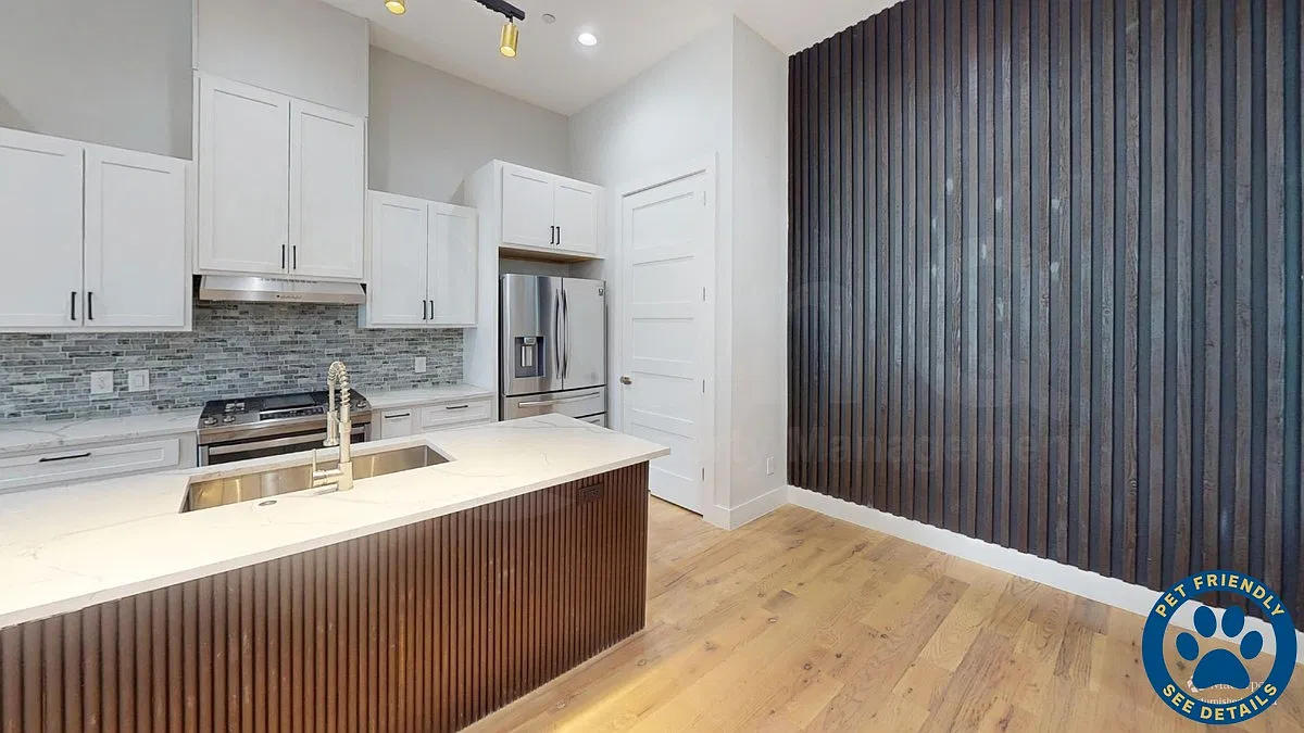 2 bed, 2.5 bath, 1579 sqft, $2,825 — Photo 1