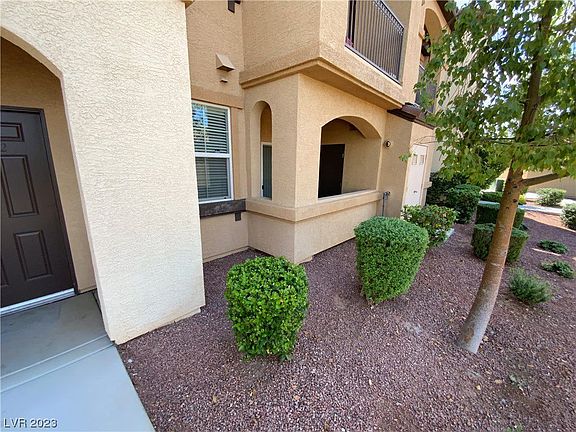 2nd image of 50 Aura De Blanco St Unit 7102