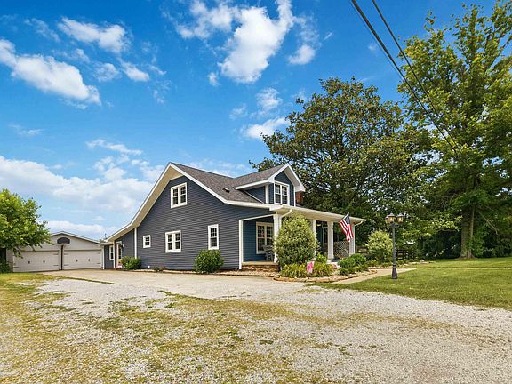 4th image of 2075 Old Whitley Rd