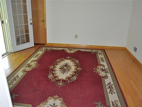 5th image of 1400 Grace Ave