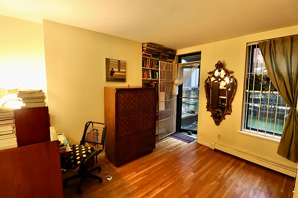 Rented by REAL New York | media 20