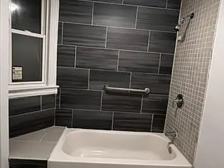 787 Summer Ave #1 — Photo 2