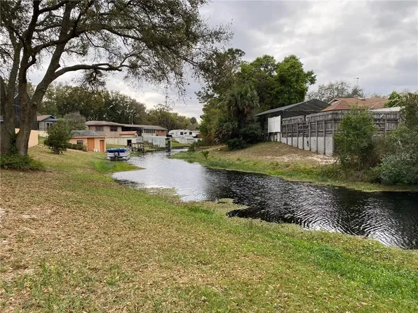 Lake Unity Rd, Fruitland Park, FL 34731