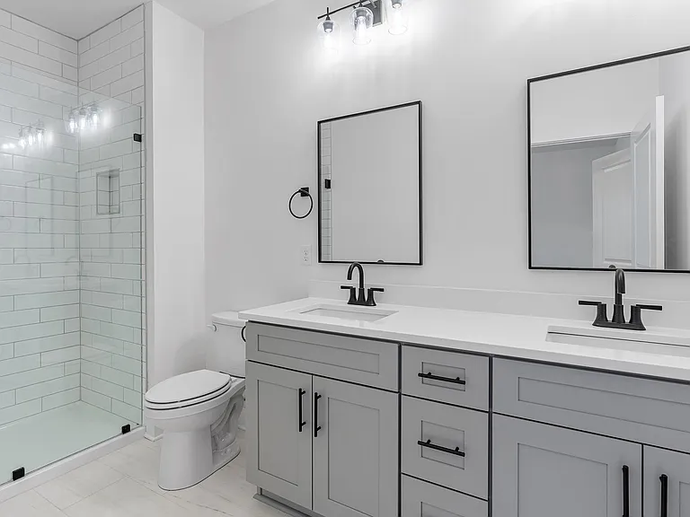 700 N Dupont Ave #323 — Photo 7