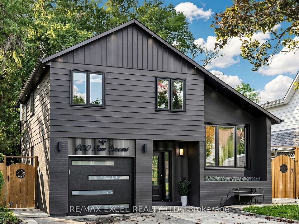 1st image of 800 Pam Cres