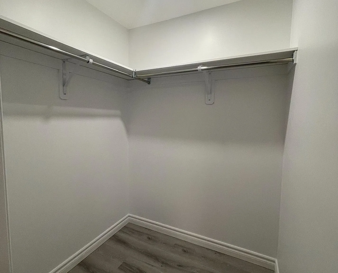 3 bed, $2,200 — Photo 4