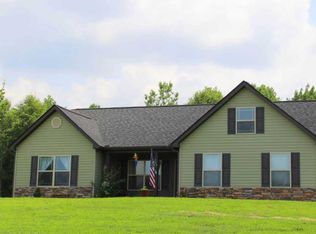 160 Gibbs Rd, Wellford, SC 29385